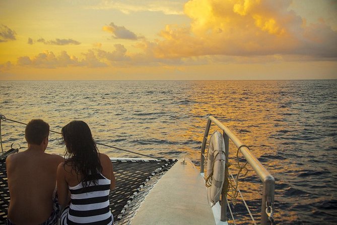 Cruise Sunset Party in Castries - The crew: service, dancing, and names you might hear