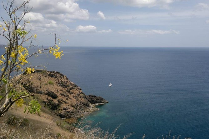Hike the Fort Experience- Amazing Panoramic Views (Pigeon Island) - How the guide (or self-guided) changes the experience