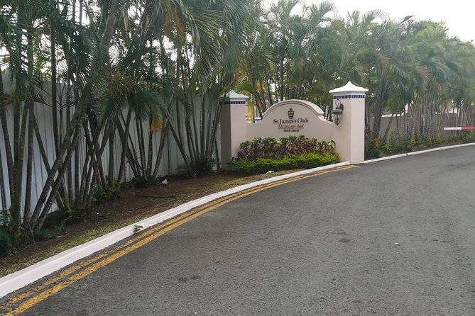 Private St Lucia Airport Transfer to Secrets St. Lucia Resort - Who This Transfer Suits (and Who Might Not Need It)