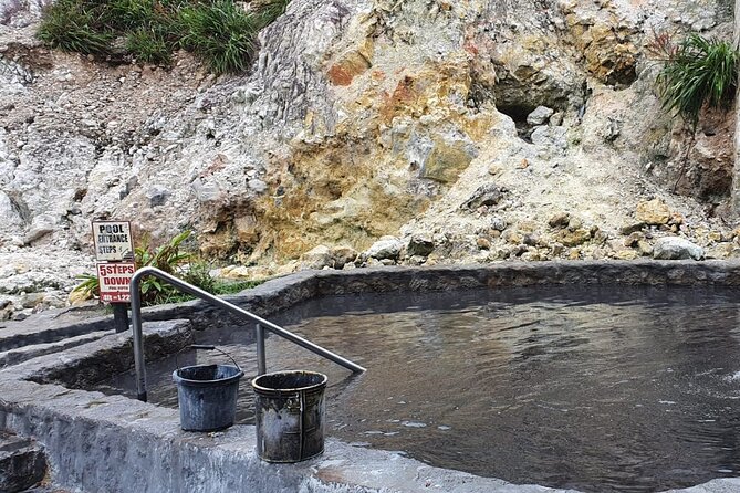 Private Tour of Sulphur Spring and Toraile Waterfall in Soufriere - The Anse la Raye Quarter stop: quick local flavor on the way to Soufrière