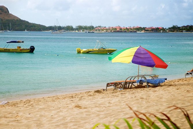 Reduit Beach Round-Trip Shuttle Service - Communication and Driver Service: Why Punctual Feels Like Luxury