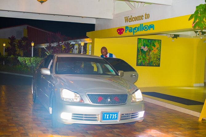 Return Transfer from Hotel to Hewanorra Airport (UVF) - One Way - Arrival at UVF: help with luggage, then you’re done