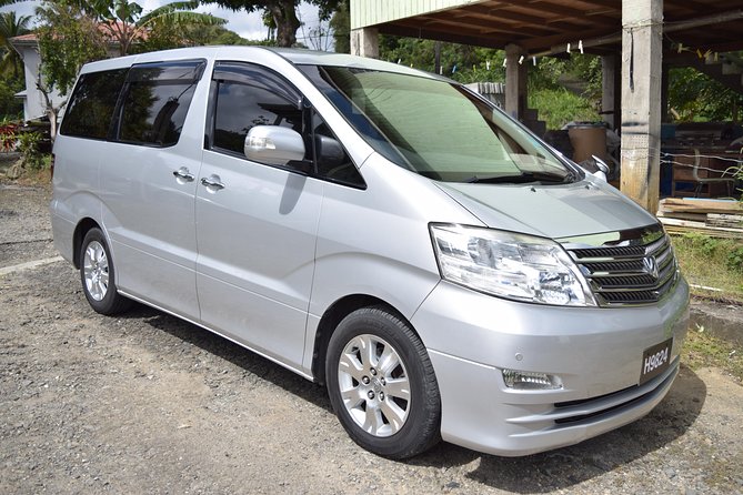 Round Trip Private Airport Transfer - What’s in the car: clean comfort, plus St Lucia-style snacks