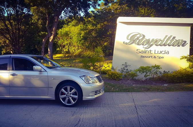 Royalton St Lucian Transfer from UVF Airport - What the ride feels like when the driver actually knows the rhythm