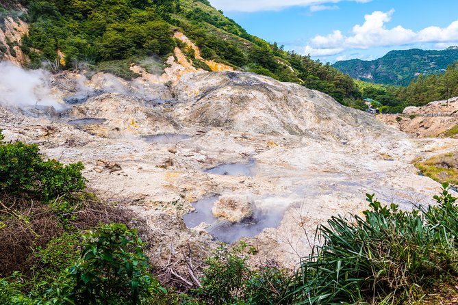 Soufriere Island Delight - Sulphur Springs: the only drive-in volcano in the Caribbean