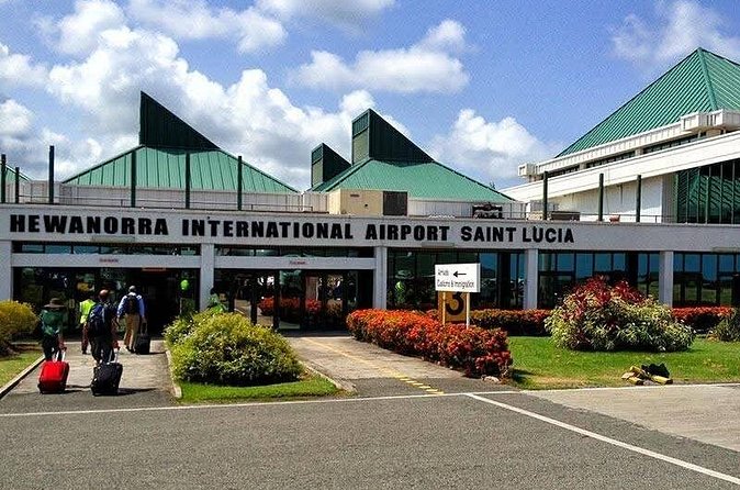 St. Lucia Airport Transfer Service - Stops Along the Way: When a Transfer Becomes Mini-Sightseeing