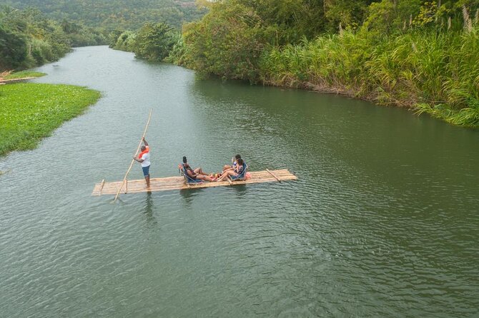 St Lucia Bamboo Rafting Experience (+Rum Tasting) - Stop 1: Roseau Beach, Your Bamboo Raft, and the Rum Welcome
