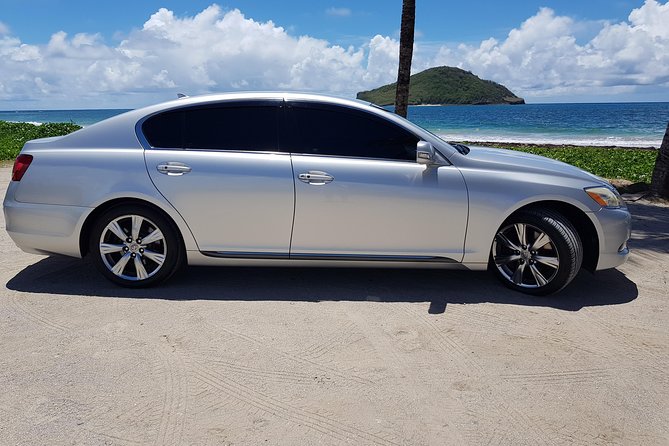 St Lucia Round-Trip Transfer: George F. L. Charles Airport - Shared Round-Trip Instead of Taxi Roulette