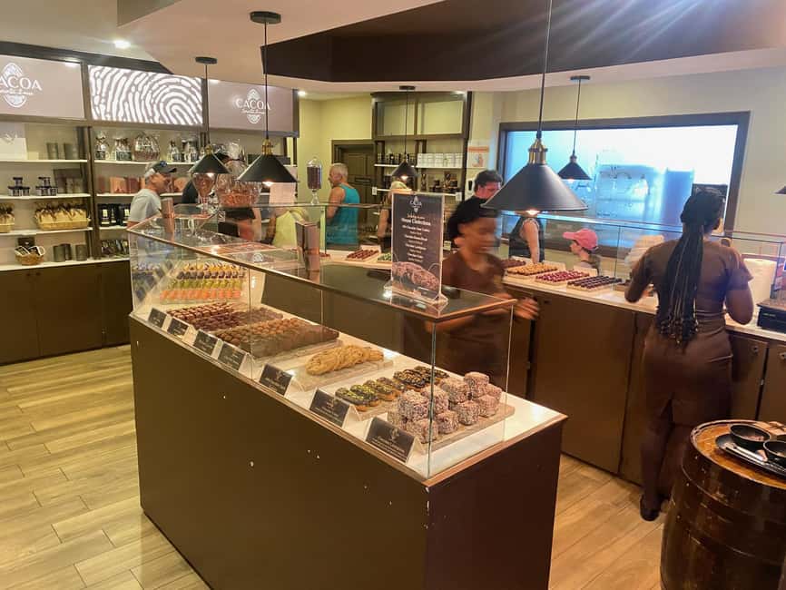 St. Lucia: Rum Distillery and Chocolate Making Experience - Entering The Day: Pick-Up Options and a Private Jeep/SUV Ride