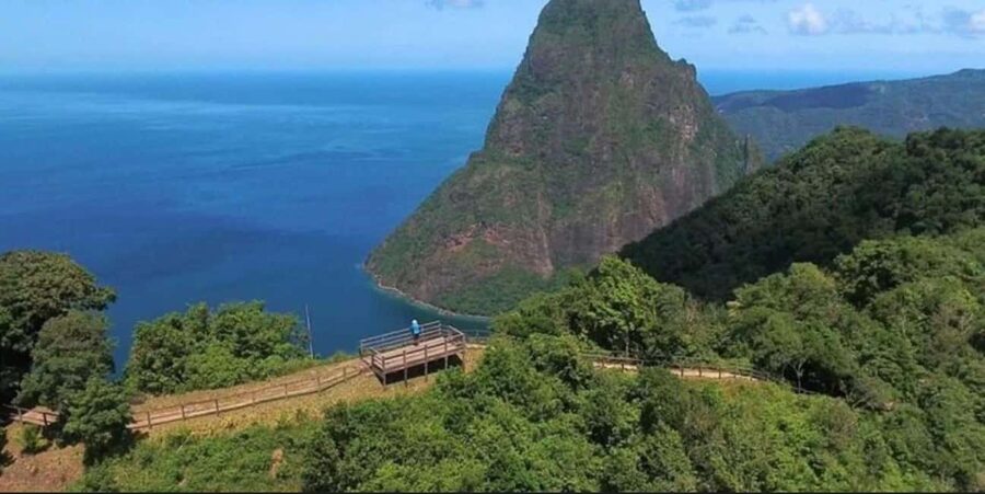 St. Lucia: Scenic Nature Hike & Botanical Garden Escape - Diamond Falls Botanical Gardens, guided tour plus free time that actually helps