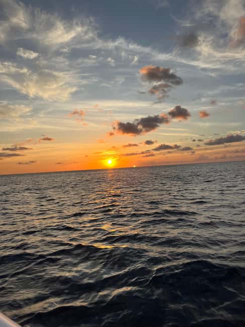 St. Lucia: Sunset Cruise, best way to end a day in paradise - Timing and duration: how 90 minutes lines up with actual sunset